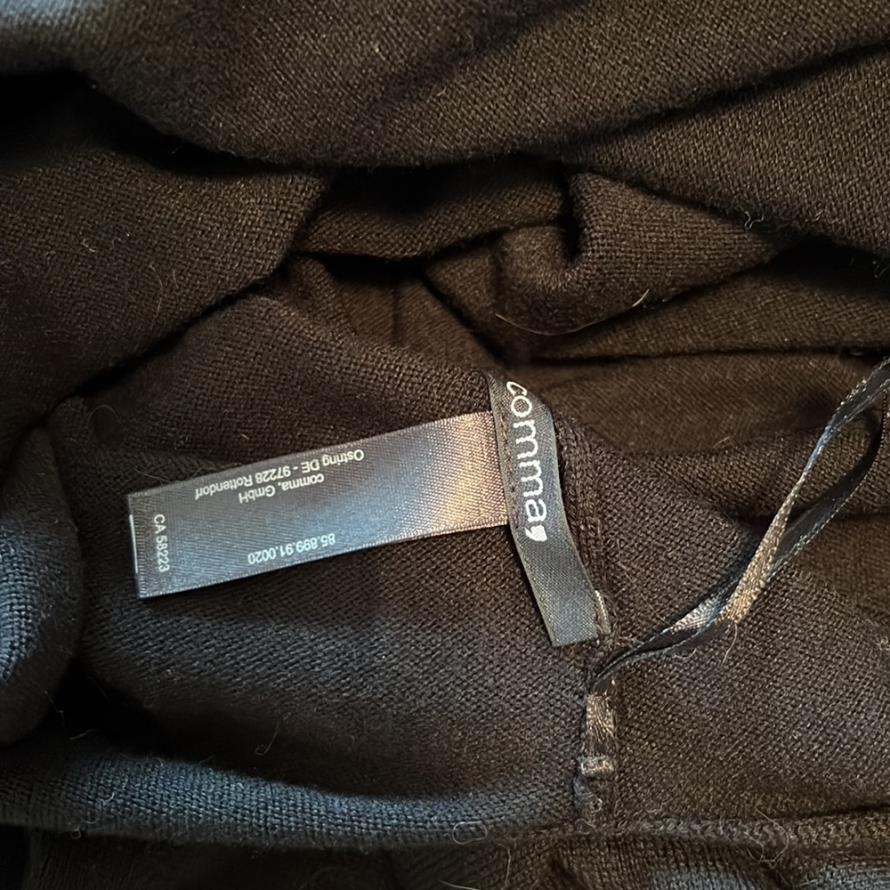 Black throw - Picture 4 of 4
